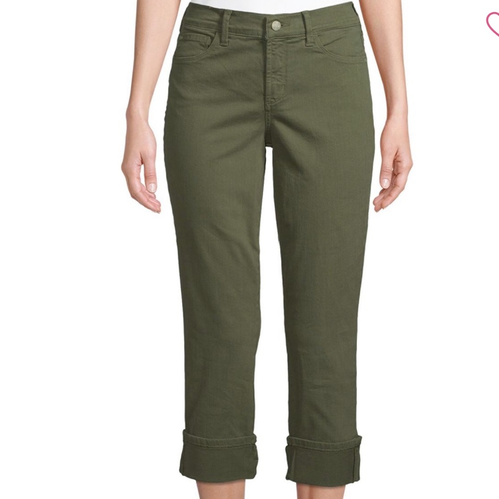 NEW WITH TAGS NYDJ DAYLA WIDE CUFF CROPPED JEANS